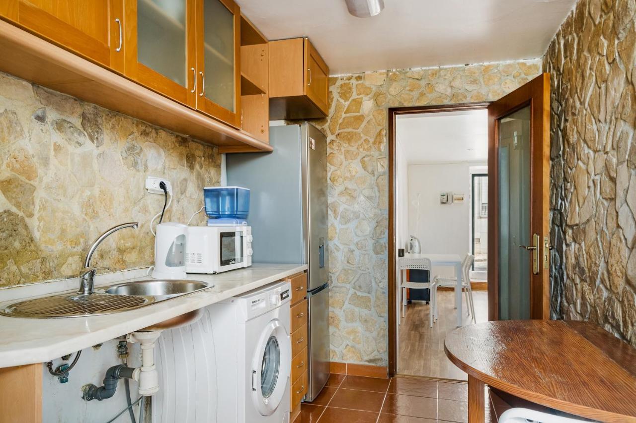Apartamento Com Terraco E Churrasqueira Daire Lisboa Dış mekan fotoğraf